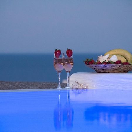 Amma Houses Sea View คาลาฟาติส ภายนอก รูปภาพ